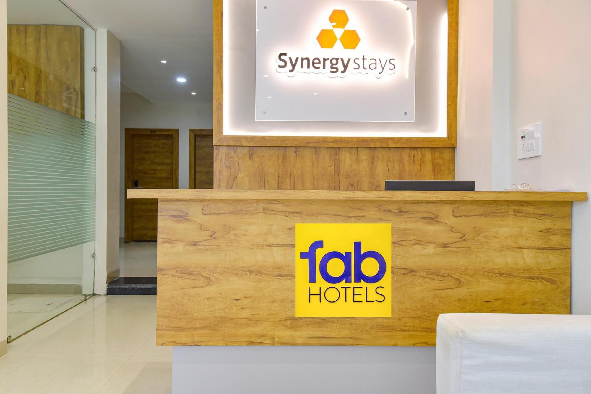 Fabhotel Synergy Stays Indore Exterior photo